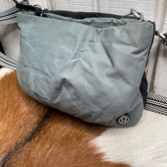 lululemon athletica Handbags - Lululemon crossbody purse 